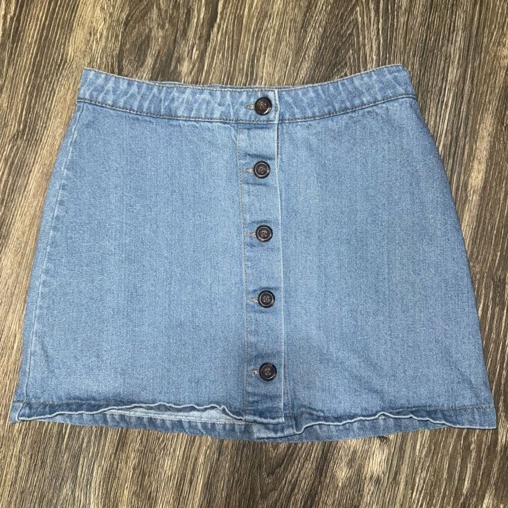🏈 Forever 21 Denim Skirt